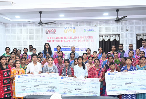 Vedanta Aluminium’s Subhalaxmi Cooperative felicitates students for academic excellence